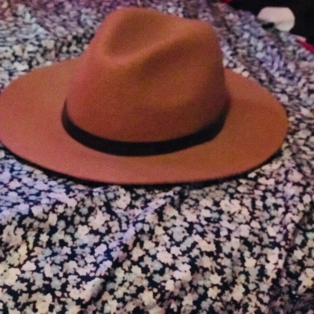 Hat - Picture 2 of 3